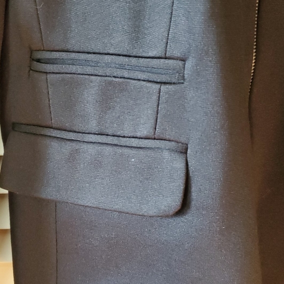 Black blazer - Picture 2 of 5